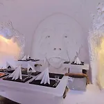 Arctic Snowhotel & Glass Igloos Hotel