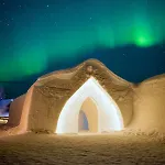 Arctic Snowhotel & Glass Igloos Hotel Sinettä