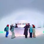 Arctic Snowhotel & Glass Igloos 3*