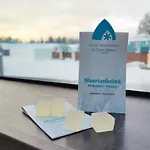 Arctic Snowhotel & Glass Igloos Hotel 3*