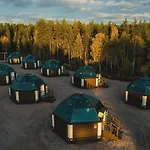 Hotel Arctic Snowhotel & Glass Igloos Sinettä