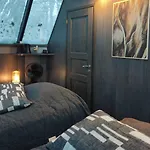 Hotel Arctic Snowhotel & Glass Igloos 3*