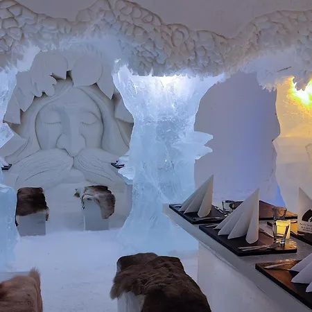 ホテル Arctic Snowhotel & Glass Igloos シニータ