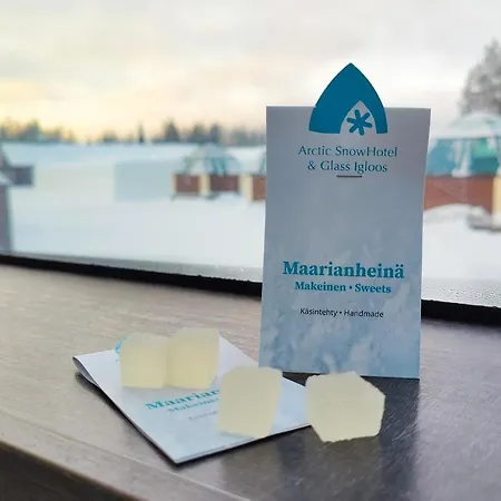 Arctic Snowhotel & Glass Igloos מלון 3*