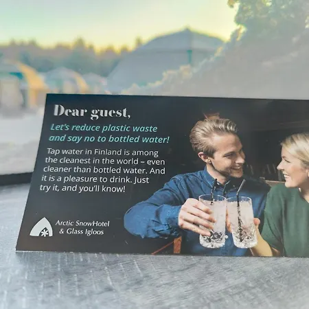 Arctic Snowhotel & Glass Igloos Hotel Sinettä