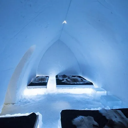 Arctic Snowhotel & Glass Igloos Hotel