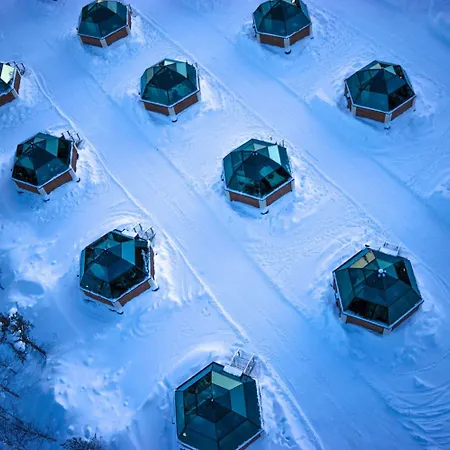 Hotel Arctic Snowhotel & Glass Igloos 3*