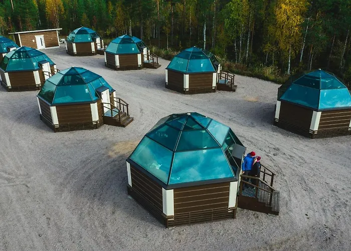 Arctic Snowhotel & Glass Igloos Hotel 3*