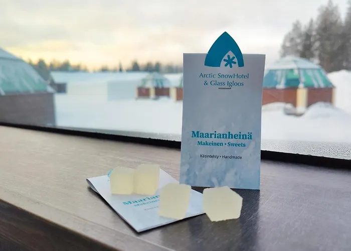 Arctic Snowhotel & Glass Igloos Hotel 3*