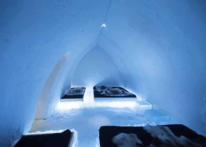 Arctic Snowhotel & Glass Igloos Hotel