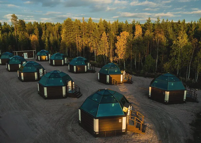 Hotel Arctic Snowhotel & Glass Igloos Sinettä