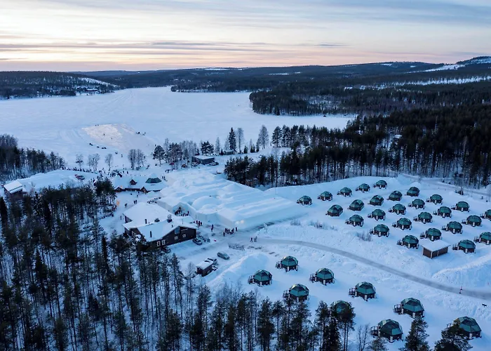 Arctic Snowhotel & Glass Igloos 3*