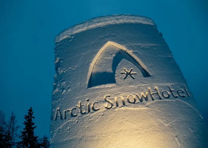 فندق Arctic Snowhotel & Glass Igloos 3*